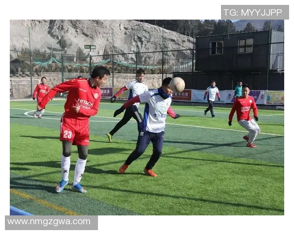 赵强独家揭秘足球技巧与心得分享助你提升球技与战术理解